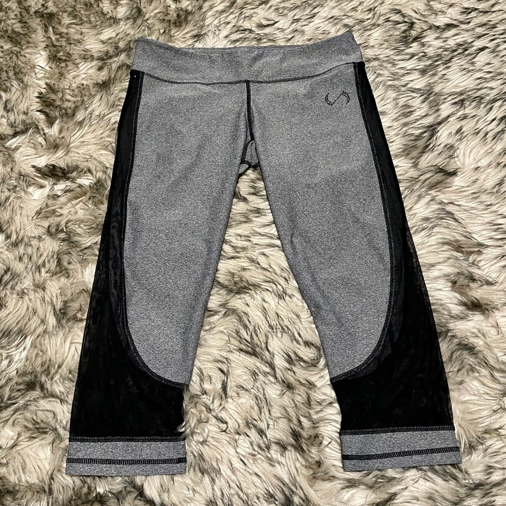 Infinity gray mesh legging